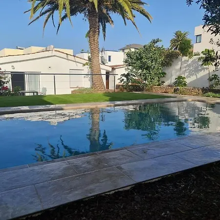 Casa Sandra, Private Saltwater Pool And Garden Апартаменты