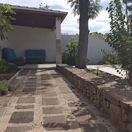 Casa Sandra, Private Saltwater Pool And Garden Апартаменты *
